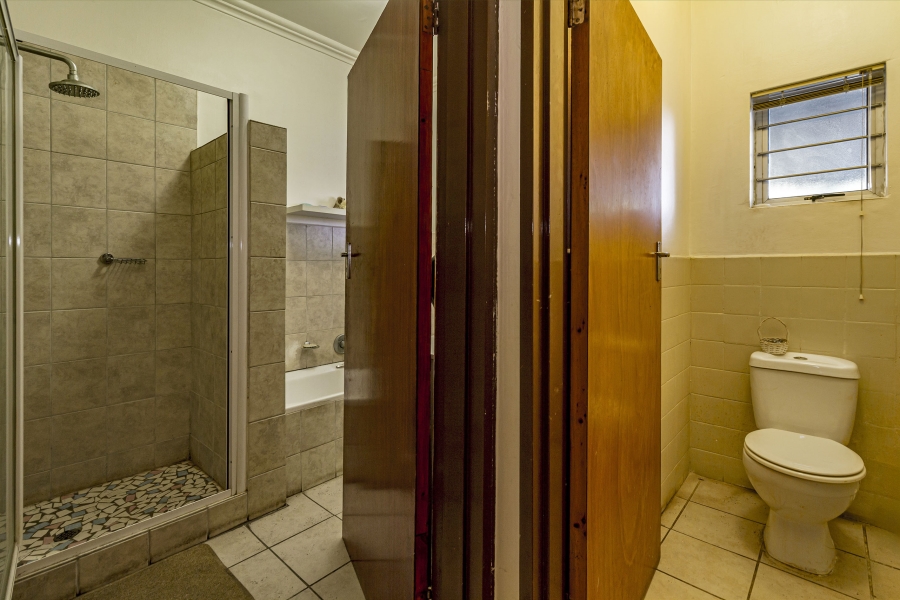 5 Bedroom Property for Sale in Lochnerhof Western Cape
